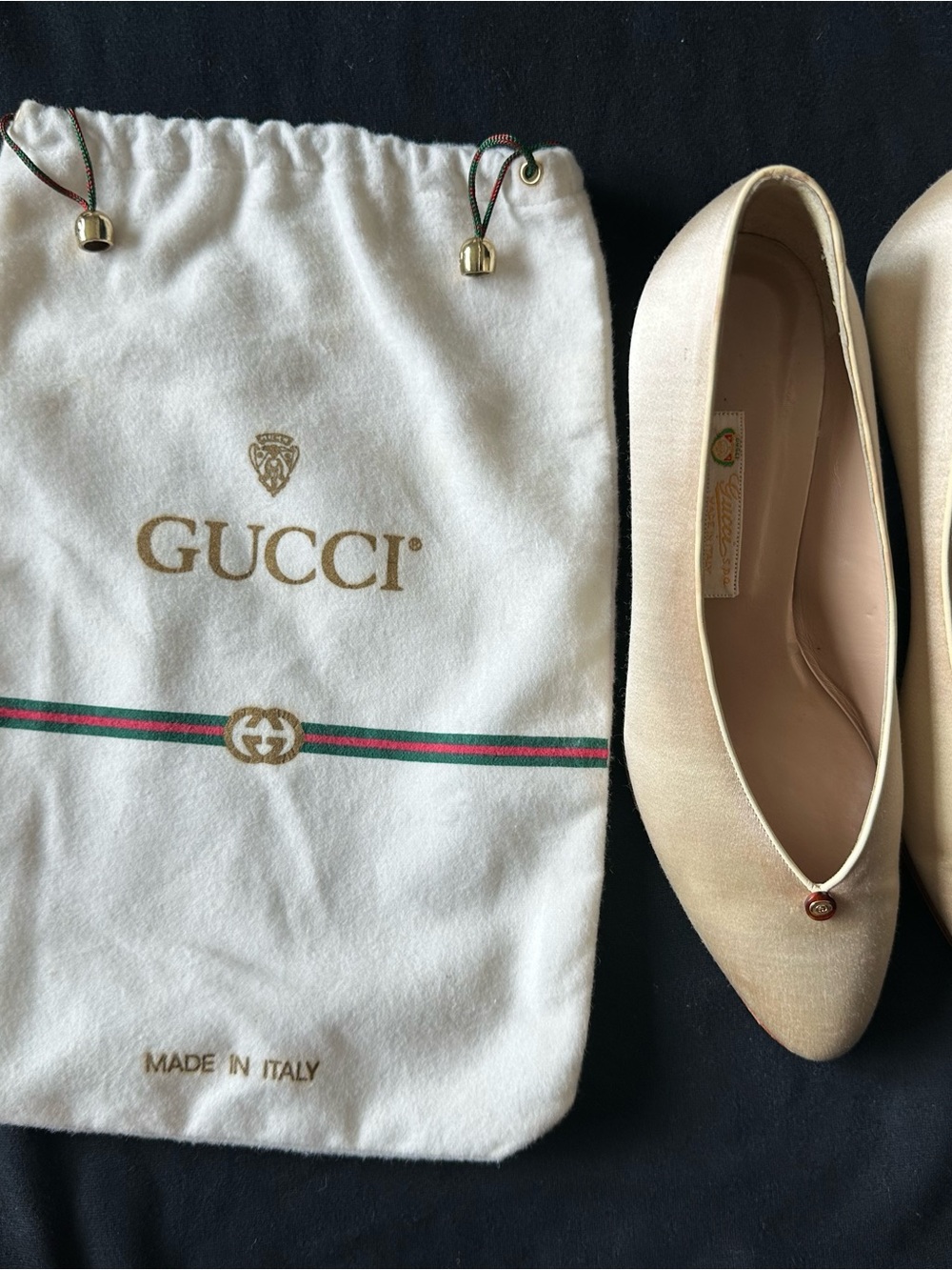 Vintage Gucci Cream Satin heels with dust bag Gold-Tone Accent 36.5 - Picture 8 of 16